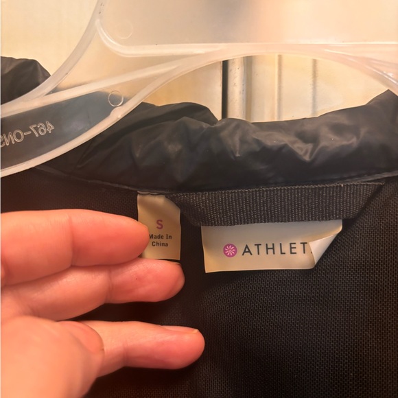 Athleta jacket size S - Picture 3 of 3